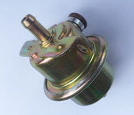 3517064, 1357710 fuel pressure regulator alcohol compatible for Volvo 240, 244, 245,  740, 760 940,